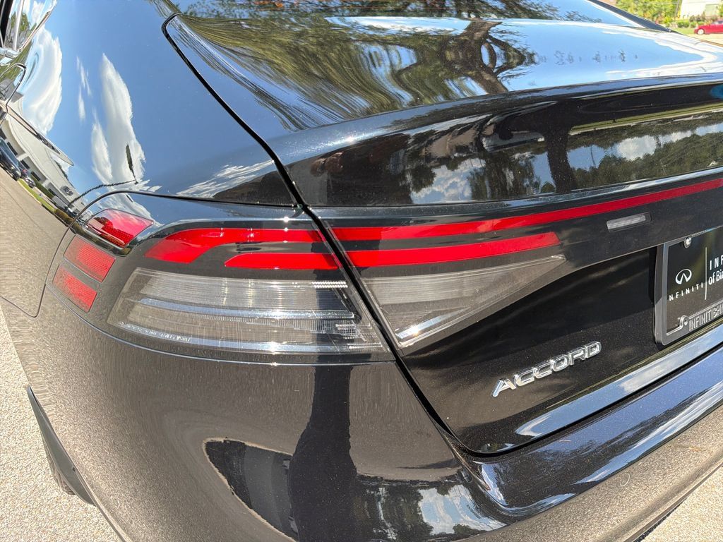 Used 2025 Honda Accord Touring image 32