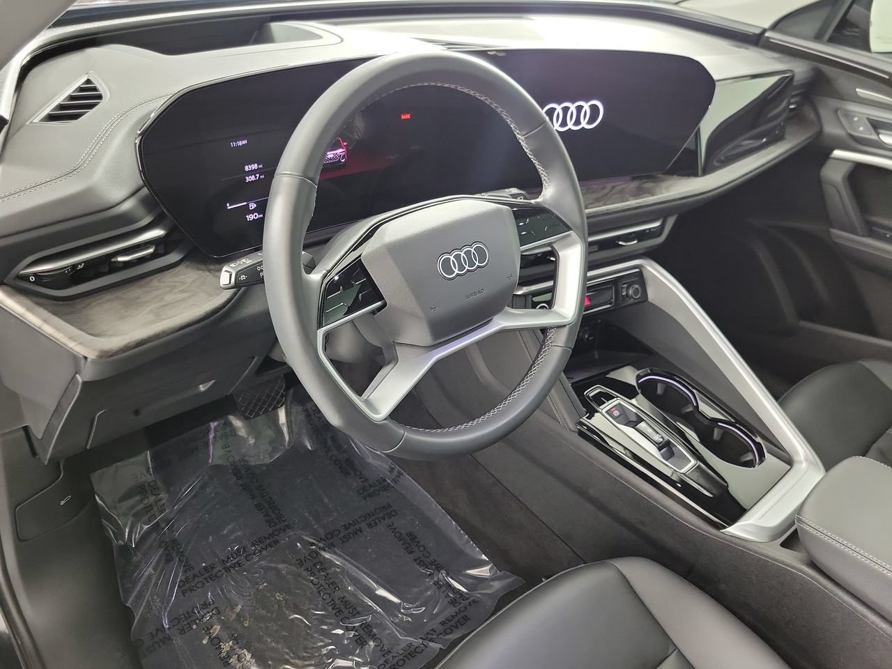 Used 2025 Audi Q5 Premium Plus w/ Premium Plus AWD/4WD image 9