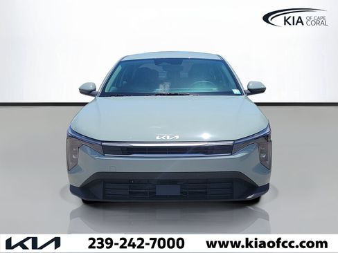 New 2026 Kia K4 FWD image 2
