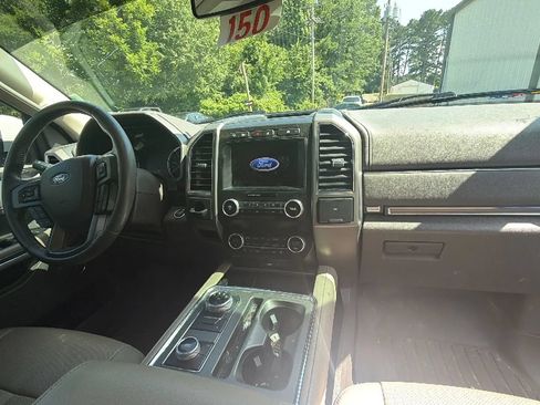 Used 2020 Ford Expedition XLT w/ Equipment Group 202A AWD/4WD image 7