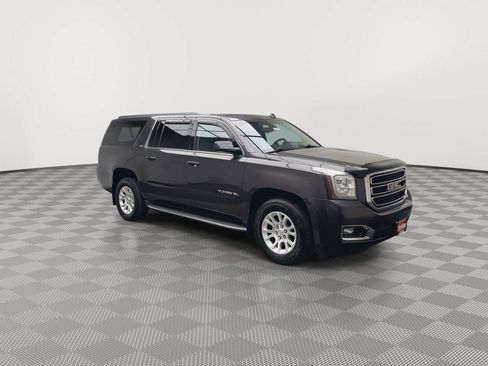 Used 2015 GMC Yukon XL SLE AWD/4WD image 30