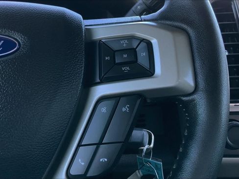 Used 2019 Ford F250 Lariat w/ Lariat Value Package AWD/4WD image 25