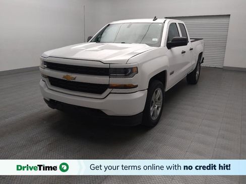 Used 2018 Chevrolet Silverado 1500 Custom w/ Texas Edition RWD image 1