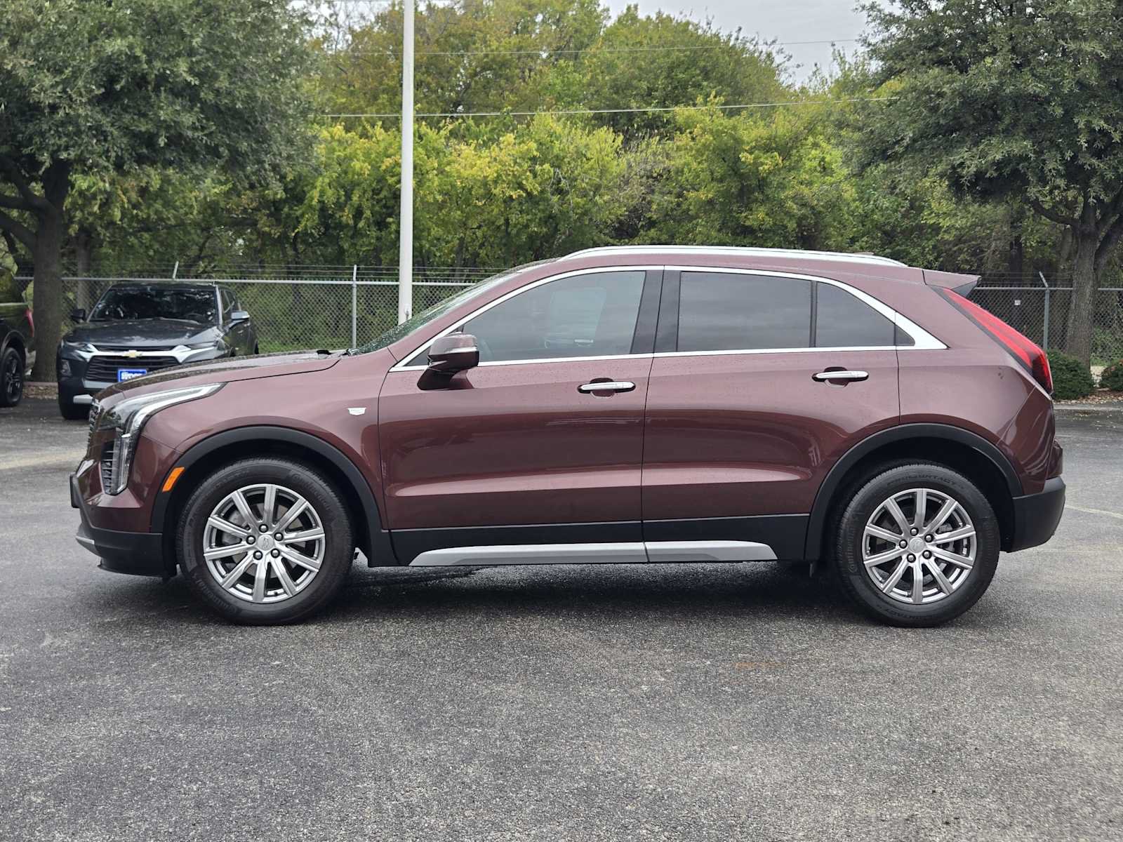 Certified 2023 Cadillac XT4 Premium Luxury FWD image 4