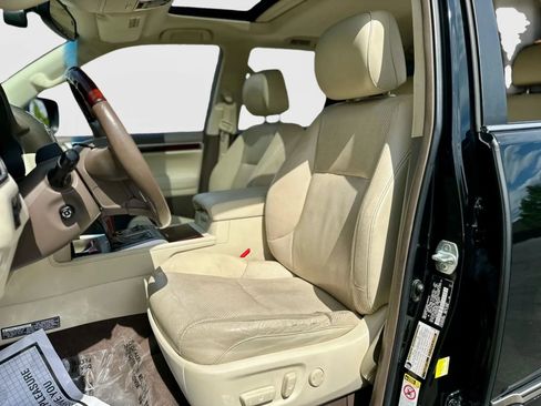 Used 2014 Lexus GX 460 Luxury w/ Driver Support Package AWD/4WD image 17