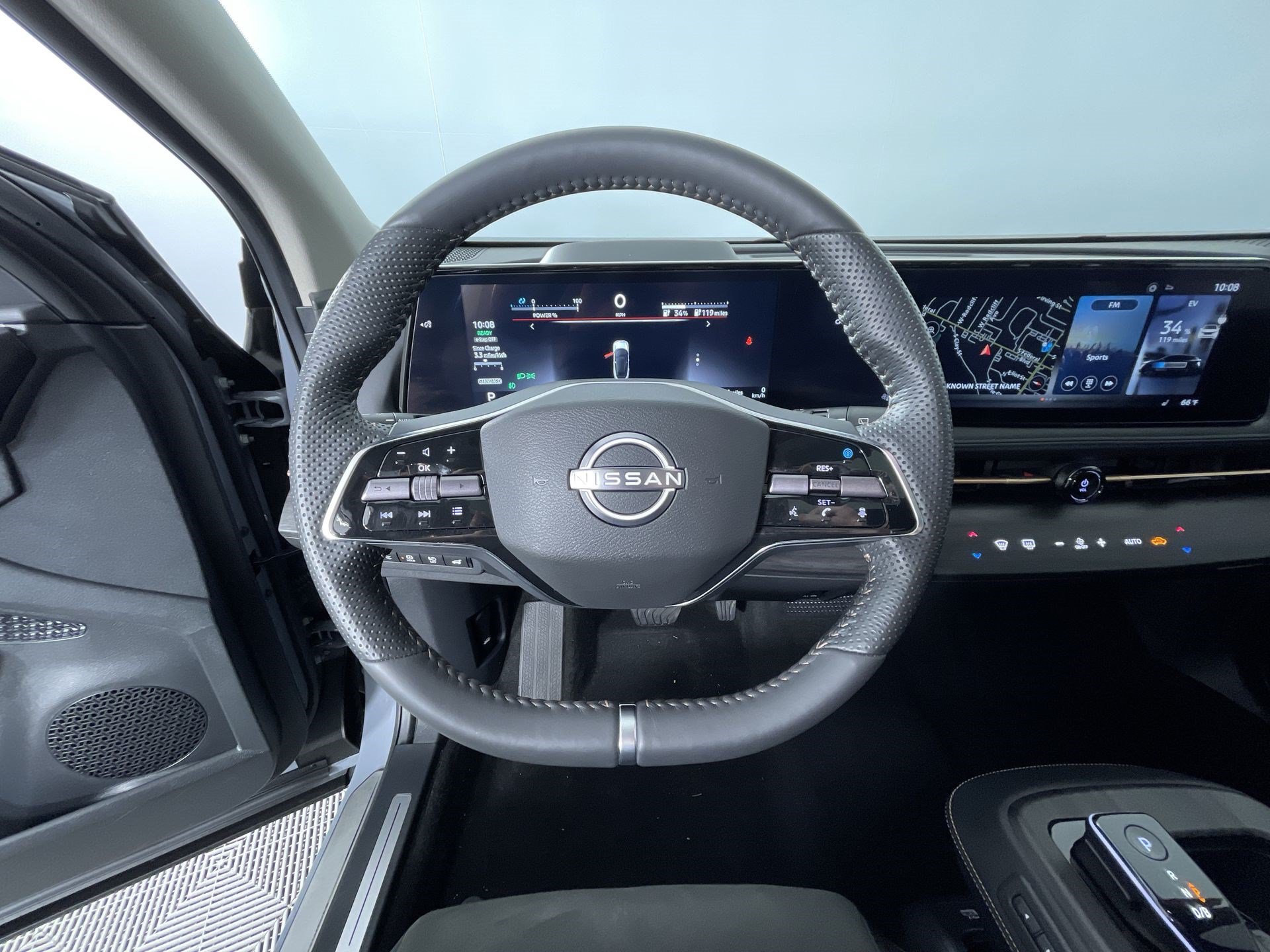 Certified 2024 Nissan Ariya AWD image 15