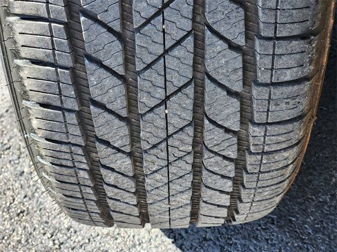 Used 2023 Toyota Highlander XSE image 11