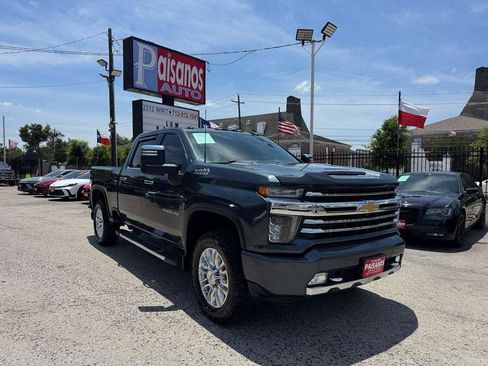 Used 2020 Chevrolet Silverado 2500 High Country w/ Z71 Off-Road Package AWD/4WD image 4