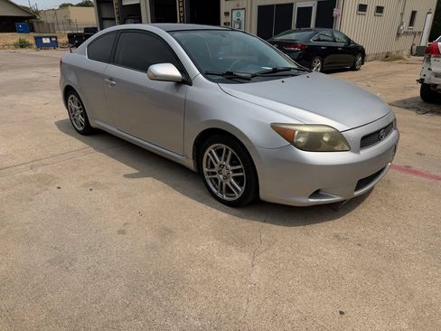 Used 2007 Scion tC FWD image 1