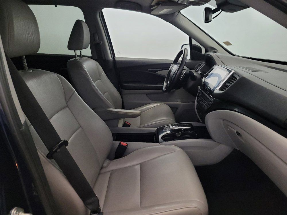 Used 2017 Honda Pilot Touring image 21