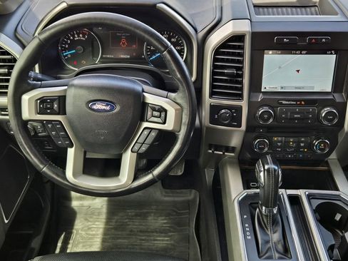 Used 2018 Ford F150 Lariat RWD image 30
