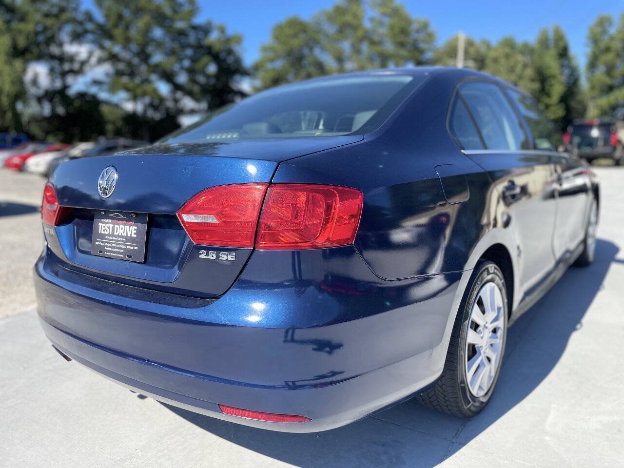 Used 2013 Volkswagen Jetta SE FWD image 8