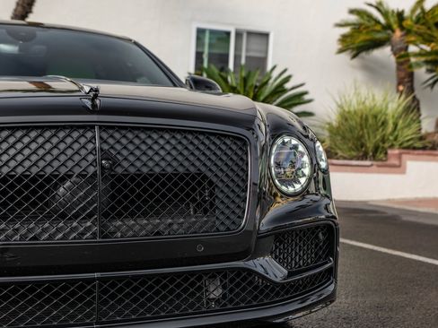 Used 2024 Bentley Flying Spur S V8 image 42