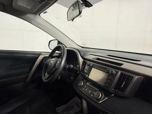 Used 2013 Toyota RAV4 XLE FWD image 27