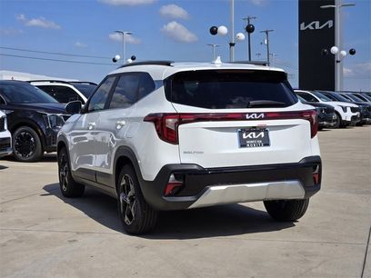 New 2026 Kia Seltos EX w/ EX Sunroof Package