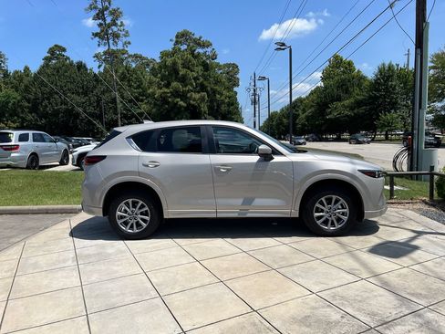 Used 2025 MAZDA CX-5 AWD 2.5 S w/ Select Package image 4