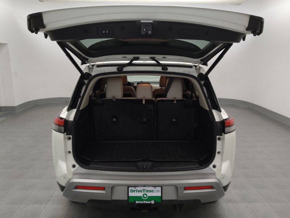 Used 2023 Nissan Pathfinder SL w/ SL Premium Package FWD image 29