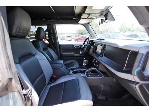Certified 2023 Ford Bronco Black Diamond AWD/4WD image 27