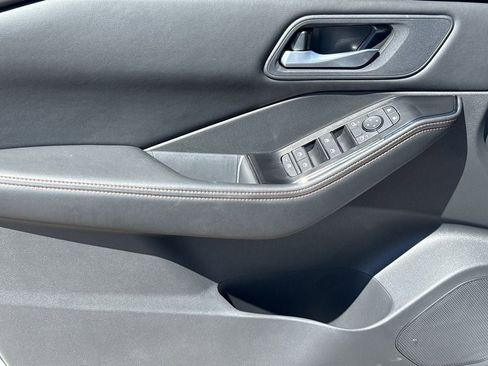 New 2026 Nissan Rogue SV AWD/4WD image 19