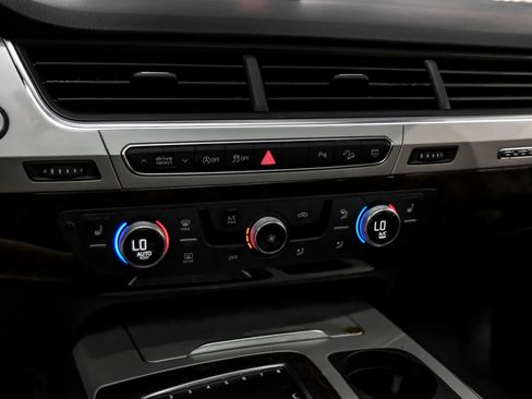 Used 2019 Audi Q7 2.0T Premium Plus w/ Premium Plus Package image 24
