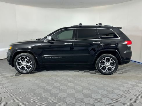 Used 2020 Jeep Grand Cherokee Overland image 2