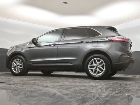 Used 2024 Ford Edge SEL image 17