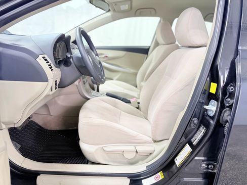 Used 2011 Toyota Corolla LE image 13