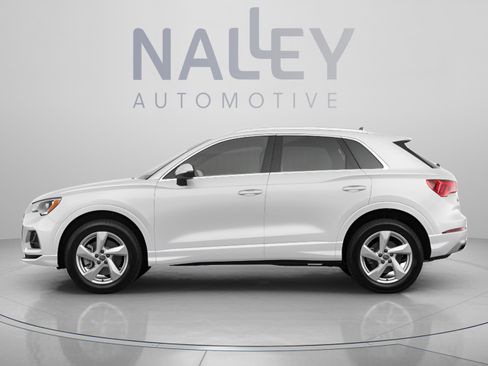 Used 2020 Audi Q3 2.0T Premium Plus AWD/4WD image 2