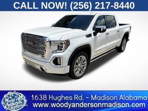 Used 2022 GMC Sierra 1500 Denali w/ Denali Reserve Package AWD/4WD image 1