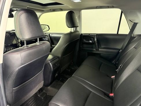Used 2021 Toyota 4Runner Venture w/ Moonroof Package AWD/4WD image 24