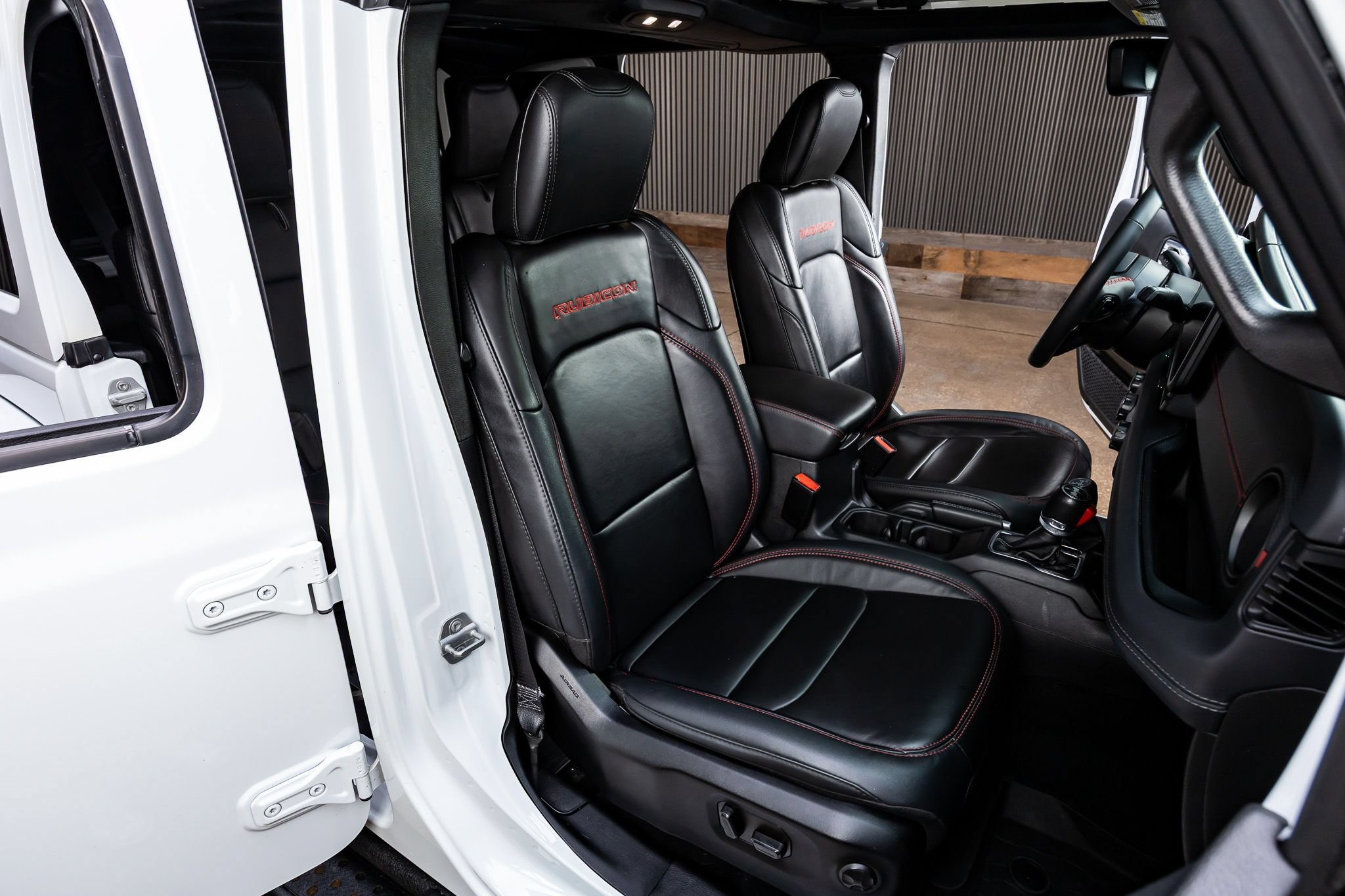 Used 2024 Jeep Wrangler Unlimited Rubicon AWD/4WD image 30