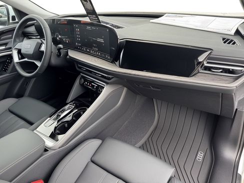 New 2025 Audi Q5 Premium Plus image 31