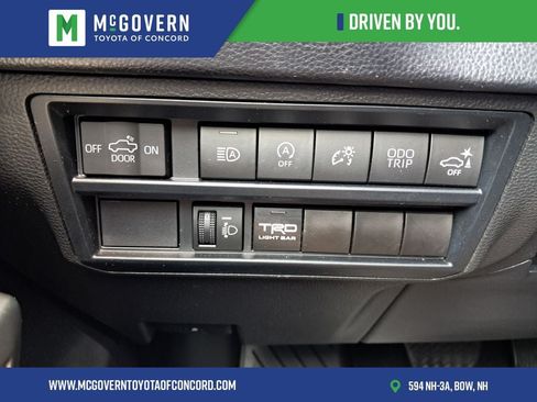 Used 2023 Toyota Tundra SR5 w/ SR5 Convenience Package AWD/4WD image 28