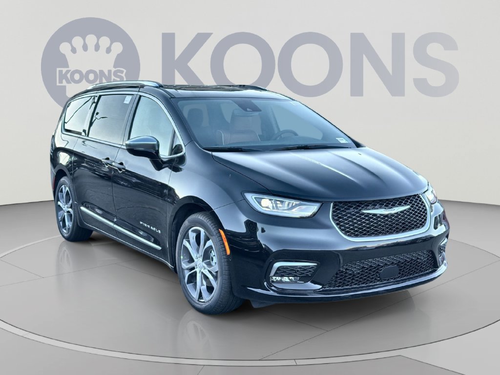 Used 2026 Chrysler Pacifica Pinnacle FWD image 10