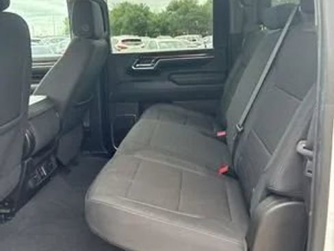 Used 2024 Chevrolet Silverado 2500 LT AWD/4WD image 21