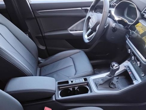 Certified 2025 Audi Q3 2.0T Premium w/ Convenience Package image 27