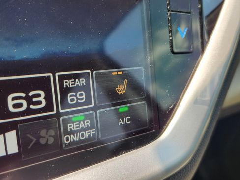 Used 2023 Subaru Ascent Limited AWD/4WD image 22