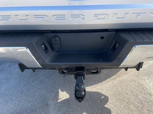 Used 2017 Ford F250 Lariat w/ Lariat Value Package image 14