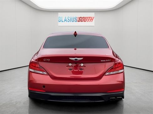 Used 2021 Genesis G70 2.0T image 4