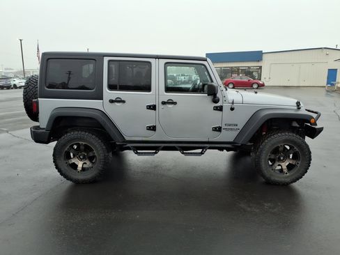 Used 2015 Jeep Wrangler Unlimited Sport w/ Quick Order Package 24S image 7