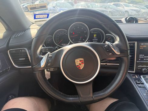 Used 2013 Porsche Panamera image 22