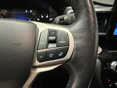 Certified 2023 Ford Explorer Limited w/ Equipment Group 301A image 16