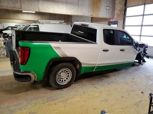 Used 2022 GMC Sierra 1500 Pro w/ Convenience Package image 3