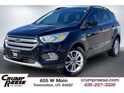 Used 2017 Ford Escape SE w/ Equipment Group 201A FWD image 1