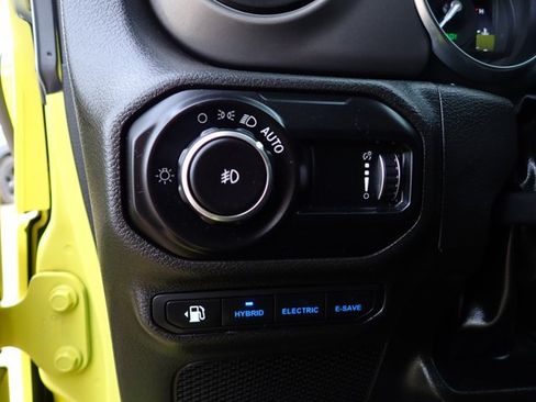 Used 2023 Jeep Wrangler Unlimited w/ Cold Weather Group AWD/4WD image 13