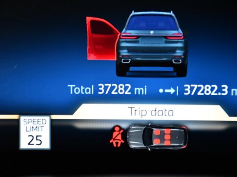 Used 2025 BMW X7 xDrive40i image 18