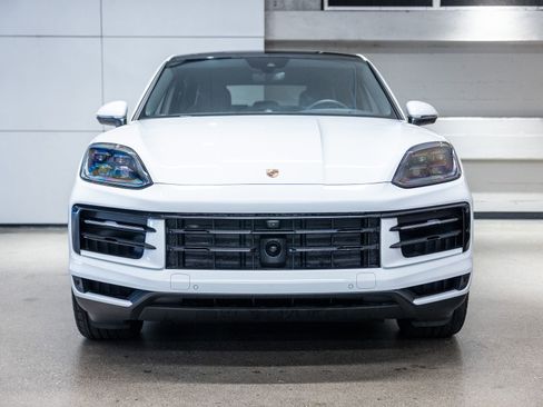 New 2026 Porsche Cayenne S AWD/4WD image 11