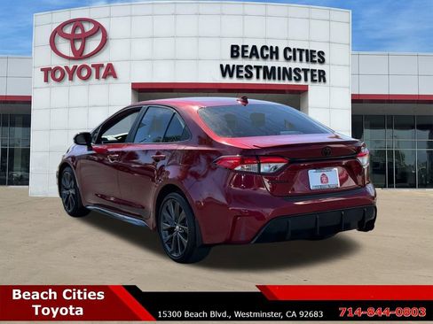 Certified 2025 Toyota Corolla SE image 8