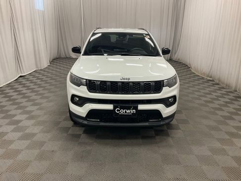 Used 2024 Jeep Compass Latitude image 13