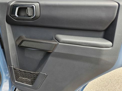 New 2025 Ford Bronco Badlands image 35